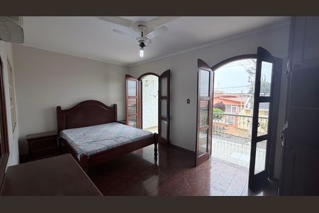 Casa à venda com 250m², 4 quartos e 3 vagasSuíte