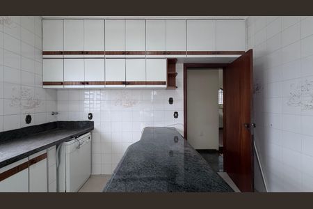 Casa à venda com 250m², 4 quartos e 3 vagasCozinha