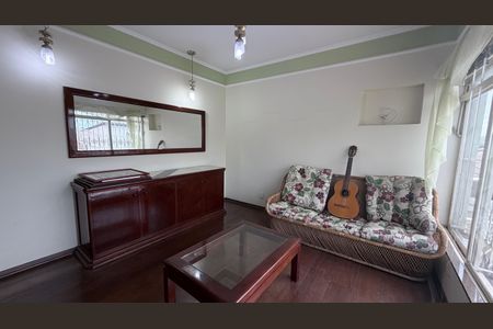 Casa à venda com 250m², 4 quartos e 3 vagasSala de Estar