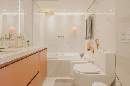 Banheiro de kitnet/studio para alugar com 1 quarto, 33m² em Jardins, São Paulo