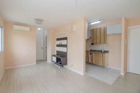 Sala de apartamento à venda com 2 quartos, 54m² em Protásio Alves, Porto Alegre