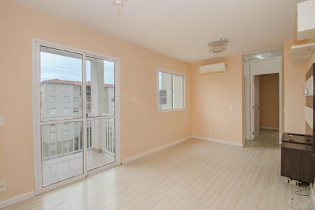 Sala de apartamento à venda com 2 quartos, 54m² em Protásio Alves, Porto Alegre