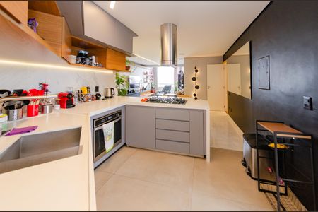 Apartamento à venda com 110m², 3 quartos e 3 vagasCozinha