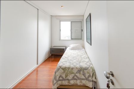 Apartamento à venda com 110m², 3 quartos e 3 vagasQuarto 1