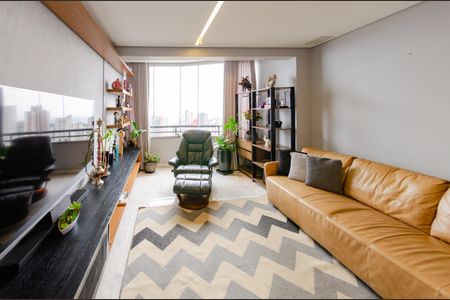 Apartamento à venda com 110m², 3 quartos e 3 vagasSala