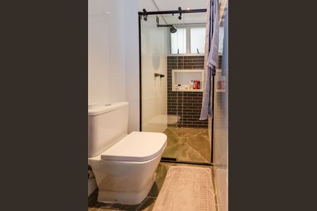 Apartamento à venda com 110m², 3 quartos e 3 vagasBanheiro social