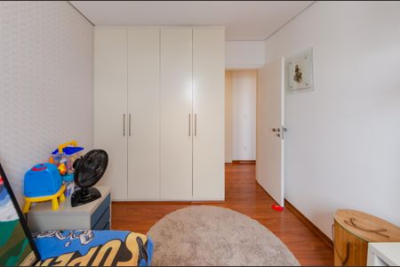 Apartamento à venda com 110m², 3 quartos e 3 vagasQuarto 2