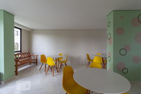 Apartamento à venda com 37m², 2 quartos e 1 vagaÁrea comum