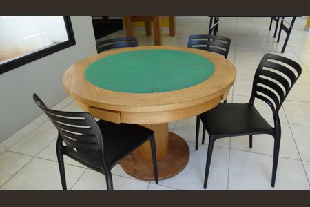 Apartamento à venda com 37m², 2 quartos e 1 vagaÁrea comum