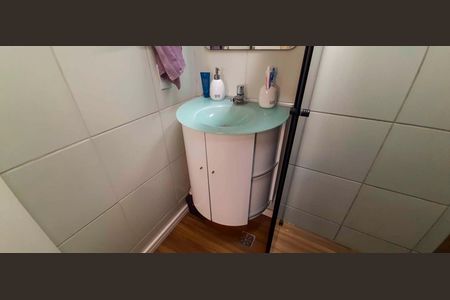 Apartamento à venda com 37m², 2 quartos e 1 vagaBanheiro Social