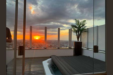 Apartamento à venda com 3 quartos, 235m² em Buritis, Belo Horizonte