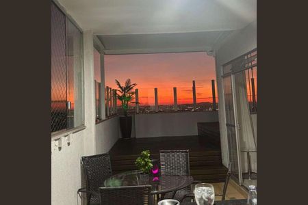 Apartamento à venda com 3 quartos, 235m² em Buritis, Belo Horizonte