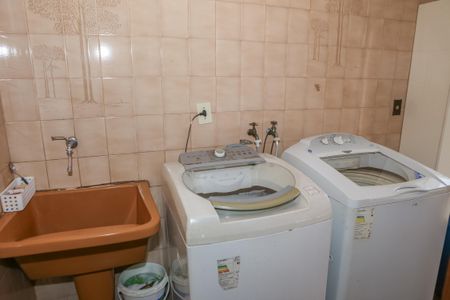 Apartamento à venda com 787m², 4 quartos e 14 vagas Apartamento à venda com 787m², 4 quartos e 14 vagasÁrea de Serviço