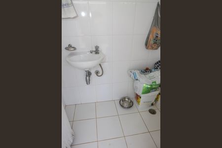 Apartamento à venda com 787m², 4 quartos e 14 vagas Apartamento à venda com 787m², 4 quartos e 14 vagasBanheiro externo