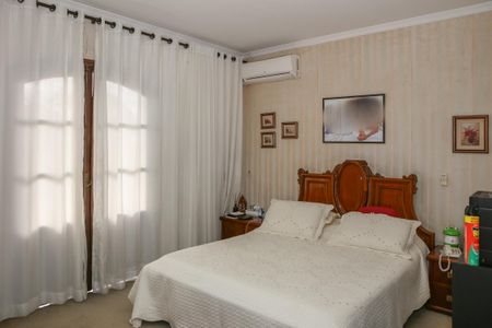 Apartamento à venda com 787m², 4 quartos e 14 vagas Apartamento à venda com 787m², 4 quartos e 14 vagasSuíte 1