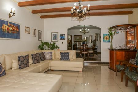 Apartamento à venda com 787m², 4 quartos e 14 vagas Apartamento à venda com 787m², 4 quartos e 14 vagasSala de TV