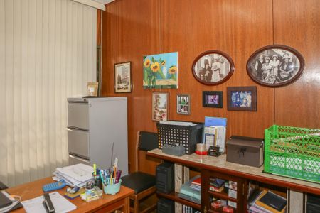 Apartamento à venda com 787m², 4 quartos e 14 vagas Apartamento à venda com 787m², 4 quartos e 14 vagasEscritório