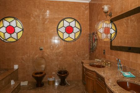 Apartamento à venda com 787m², 4 quartos e 14 vagas Apartamento à venda com 787m², 4 quartos e 14 vagasBanheiro da Suíte 4