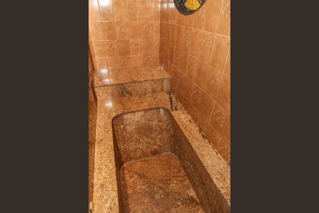 Apartamento à venda com 787m², 4 quartos e 14 vagas Apartamento à venda com 787m², 4 quartos e 14 vagasBanheiro da Suíte 3