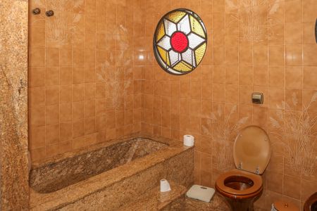 Apartamento à venda com 787m², 4 quartos e 14 vagas Apartamento à venda com 787m², 4 quartos e 14 vagasBanheiro da Suíte 4