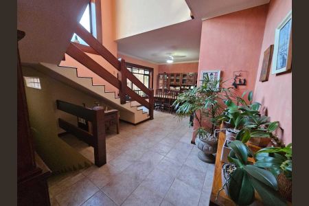 Casa à venda com 360m², 3 quartos e 4 vagas