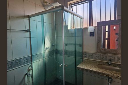 Casa à venda com 3 quartos, 360m² em Nova Suíça, Belo Horizonte