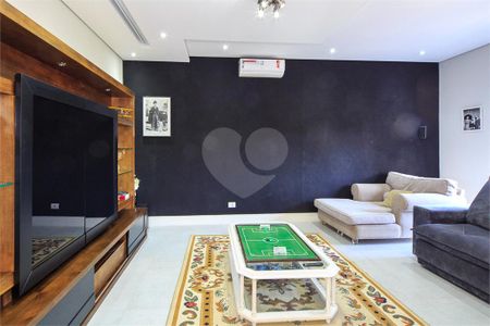 Casa à venda com 4 quartos, 320m² em Granja Julieta, São Paulo