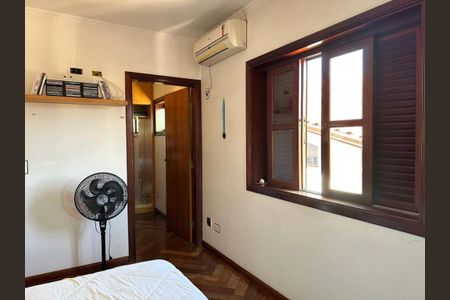 Casa à venda com 3 quartos, 443m² em Interlagos, São Paulo