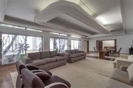 Casa à venda com 3 quartos, 393m² em Chácara Santo Antônio (Zona Sul), São Paulo