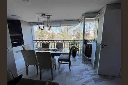 Apartamento à venda com 3 quartos, 105m² em Vila Castelo, São Paulo