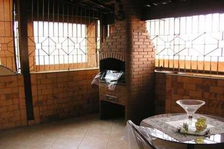 Casa à venda com 2 quartos, 150m² em Campo Belo, São Paulo