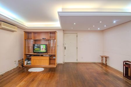 Sala de apartamento à venda com 2 quartos, 100m² em Petrópolis, Porto Alegre