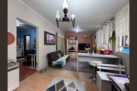 Casa à venda com 200m², 3 quartos e 2 vagas Casa à venda com 200m², 3 quartos e 2 vagassala