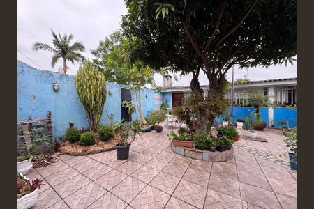 Casa à venda com 200m², 3 quartos e 2 vagas Casa à venda com 200m², 3 quartos e 2 vagasÁrea comum