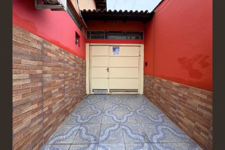 Casa à venda com 200m², 3 quartos e 2 vagas Casa à venda com 200m², 3 quartos e 2 vagasfachada DYKH-154