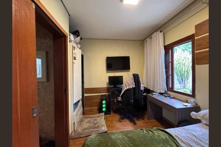 Casa à venda com 200m², 3 quartos e 2 vagas Casa à venda com 200m², 3 quartos e 2 vagasquarto 1