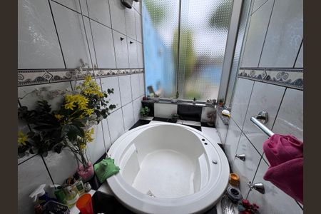 Casa à venda com 200m², 3 quartos e 2 vagas Casa à venda com 200m², 3 quartos e 2 vagasBanheiro da Suíte