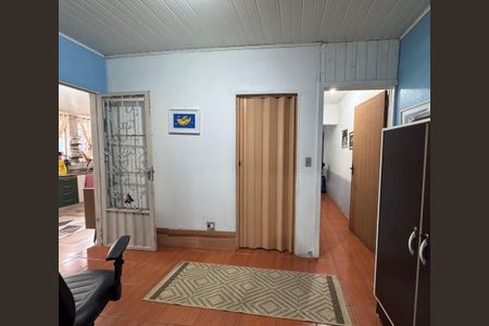 Casa à venda com 200m², 3 quartos e 2 vagas Casa à venda com 200m², 3 quartos e 2 vagasBanheiro