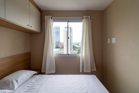 Suíte de apartamento para alugar com 1 quarto, 27m² em Parque Industrial Tomas Edson, São Paulo