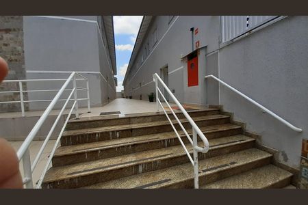 Casa de condomínio à venda com 70m², 2 quartos e 2 vagas Casa de condomínio à venda com 70m², 2 quartos e 2 vagasVista