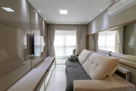 Apartamento à venda com 2 quartos, 62m² em Vila Itapura, Campinas