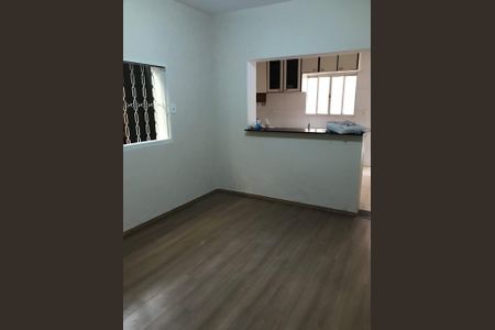 Sala de casa para alugar com 4 quartos, 135m² em Jardim Vazani, São Paulo