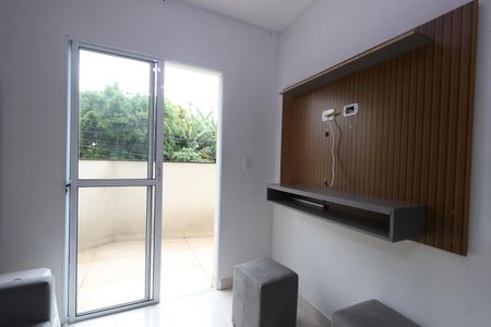 Sala de apartamento para alugar com 1 quarto, 40m² em Vila Santa Clara, São Paulo