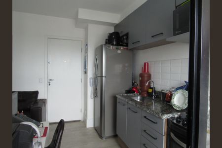 Sala - Cozinha de kitnet/studio à venda com 1 quarto, 30m² em Km 18, Osasco