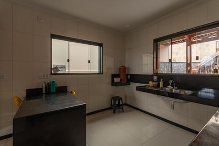 Casa à venda com 200m², 5 quartos e 2 vagasCozinha