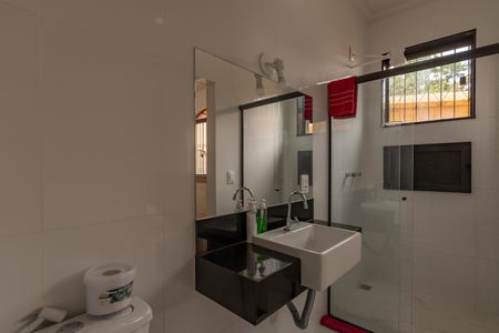 Casa à venda com 200m², 5 quartos e 2 vagasBanheiro Suíte