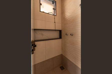 Casa à venda com 200m², 5 quartos e 2 vagasBanheiro de Serviço