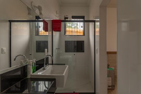 Casa à venda com 200m², 5 quartos e 2 vagasBanheiro Suíte