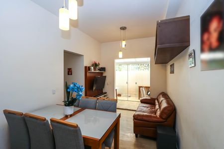 Sala de apartamento para alugar com 3 quartos, 98m² em Jardim Celeste, São Paulo