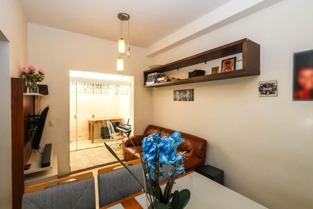 Apartamento para alugar com 98m², 3 quartos e 1 vagaSala